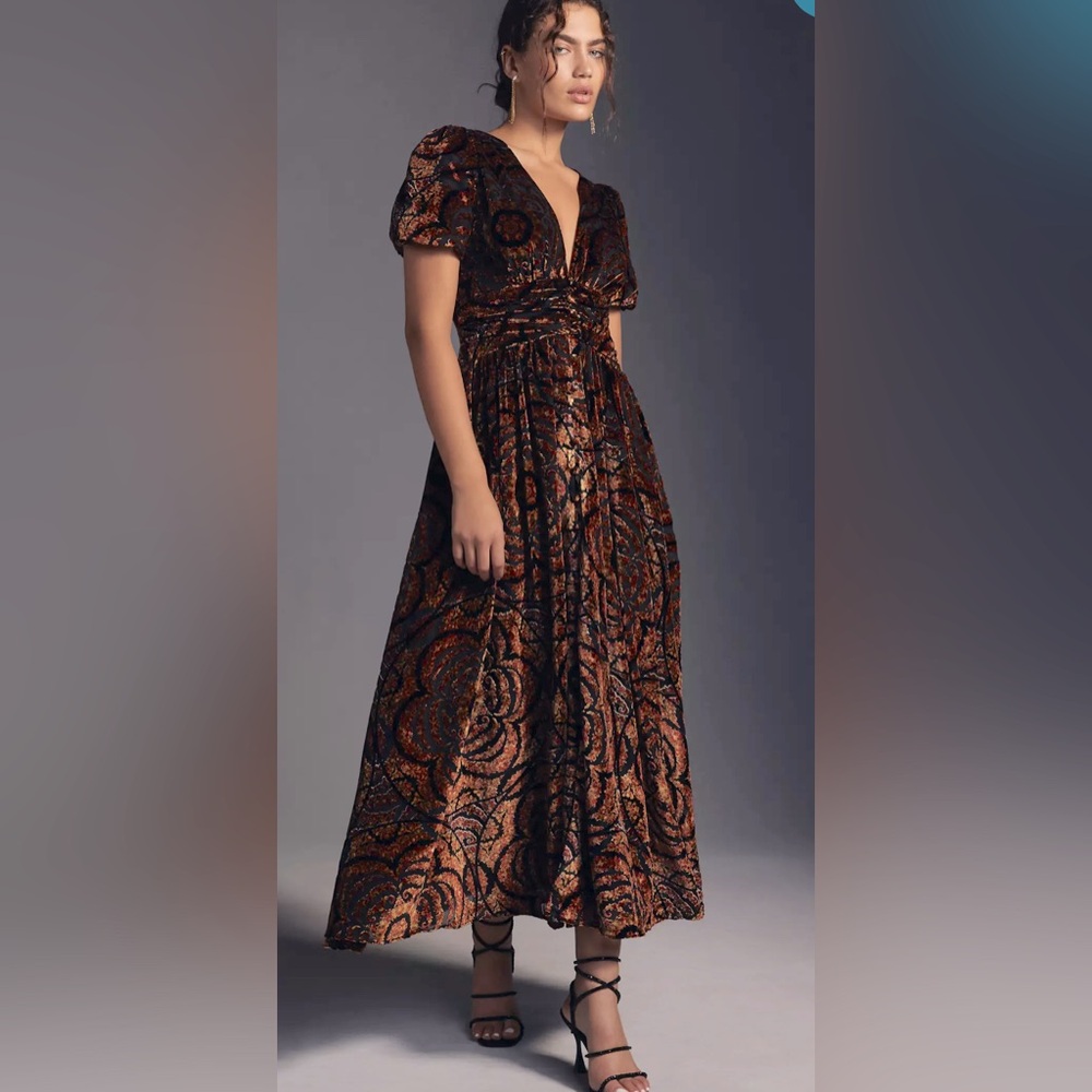 By Anthropologie Burnout Velvet Dress Size 6 Small